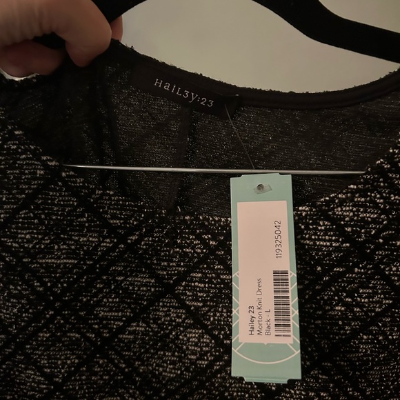 Hail3y:23 sleeveless sheath dress, Size L, 75% Polyester, 22% Cotton, 3% Spandex - Picture 3 of 3